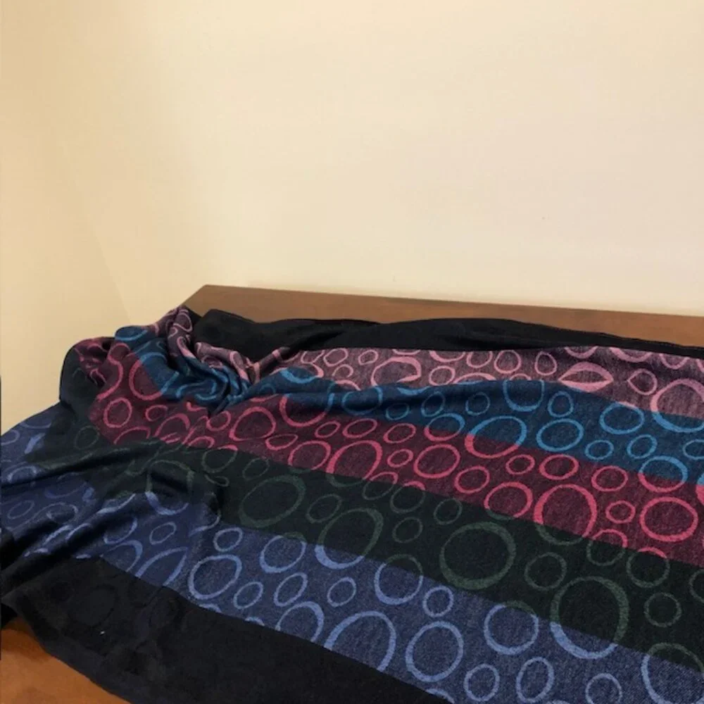 Multicolor Geometric Print Wrap Scarf.